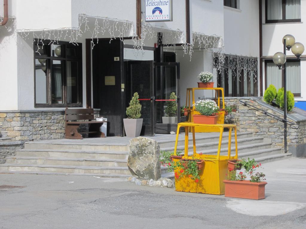 Hotel De La Telecabine Κουρμαγιέρ Εξωτερικό φωτογραφία